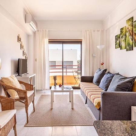 Joivy Deluxe Apt With Terrace In Costa Da Caprica Costa da Caparica Exterior photo
